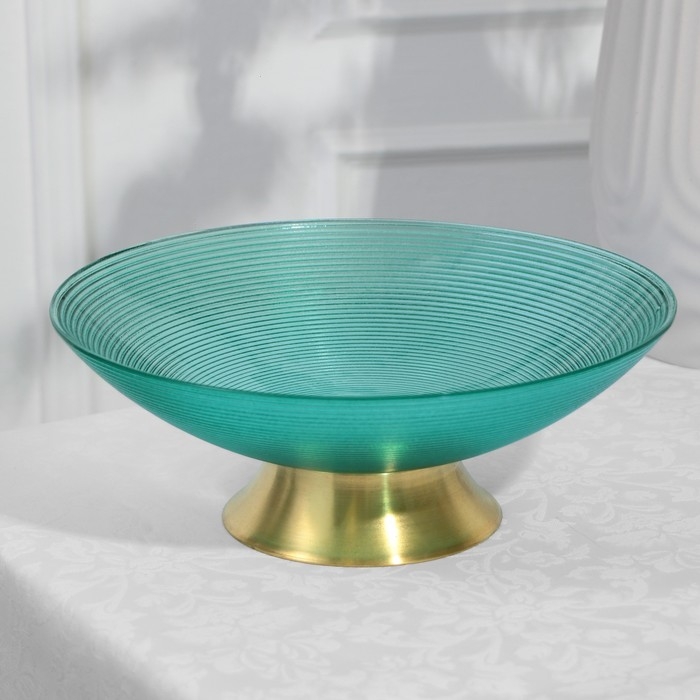 Блюдо сервировочное «Фьюжн» на металлической ножке, 24,5 х 24,5 х 9 см Блюдо сервировочное «Фьюжн» на металлической ножке, 24,5 х 24,5 х 9 см