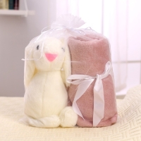 Мягкая игрушка с пледом &laquo;Зайка&raquo;