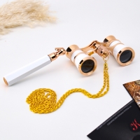 Бинокль театральный, телескопическая ручка, цепочка, белый Бинокль театральный, телескопическая ручка, цепочка, белый