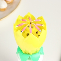 Свеча для торта музыкальная "Тюльпан", крутящаяся, жёлтая, 14,5&times;6 см