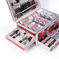 Набор профессиональной косметики"Miss Young" №10 Набор профессиональной косметики"Miss Young" №10