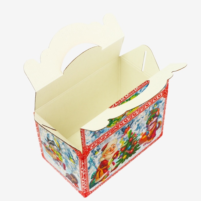 Новый год. Подарочная коробка Новый год. Подарочная коробка "Приключения начинаются" новогодняя Чемоданчик средний 20 x 12 x 19 см.