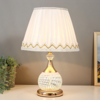 Лампа настольная 16434/1WT Е27 40Вт бело-золотой 27,5х27,5х42 см RISALUX Лампа настольная 16434/1WT Е27 40Вт бело-золотой 27,5х27,5х42 см RISALUX