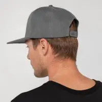Бейсболка Snapback с прямым козырьком, серая