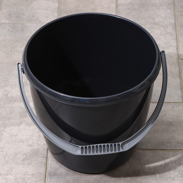 Ведро &laquo;Удачное.Эконом&raquo;, 10 л, цвет чёрный