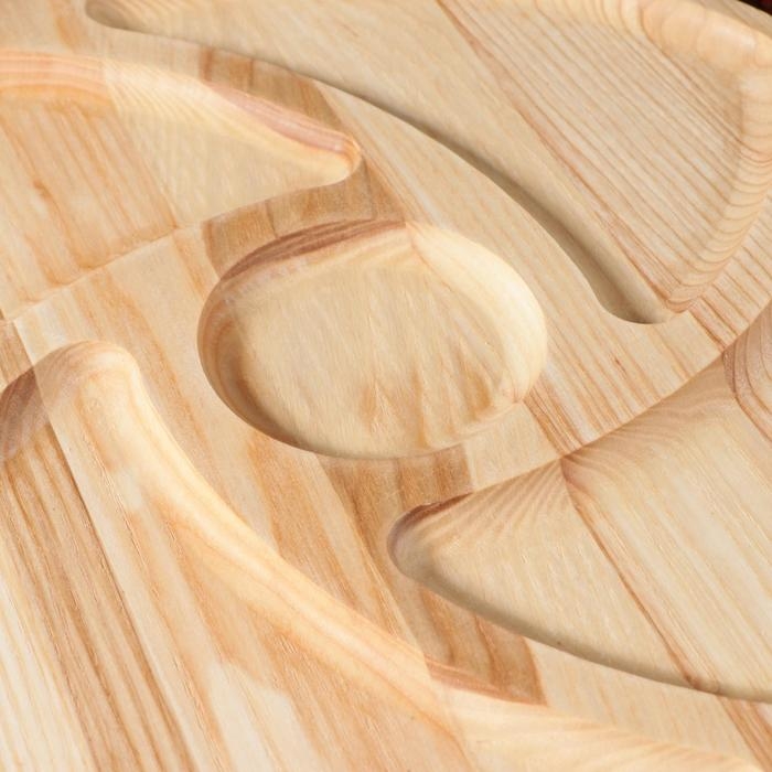 Менажница деревянная Менажница деревянная "Круглая", с разделочной доской и соусником, d-40 см, массив ясеня