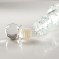 Мини-Бар Автомат, на подставке, на 2 персоны, штоф - 800 мл, бокалы 330 мл, 53 х 7 х 23 см Мини-Бар Автомат, на подставке, на 2 персоны, штоф - 800 мл, бокалы 330 мл, 53 х 7 х 23 см