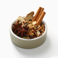 Подарочный набор: специи для глинтвейна, бокал, крем мед "Новый год подарит счастье"