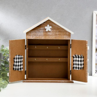 Ключница дерево 6 крючков "Дом со ставнями-сердечками" 29,5х22,5х6 см Ключница дерево 6 крючков "Дом со ставнями-сердечками" 29,5х22,5х6 см