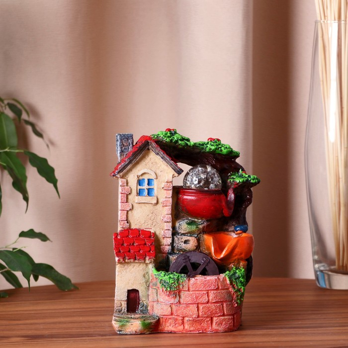 Фонтан Фонтан "Домик для гномиков" 9,5х13х20 см (с подсветкой)