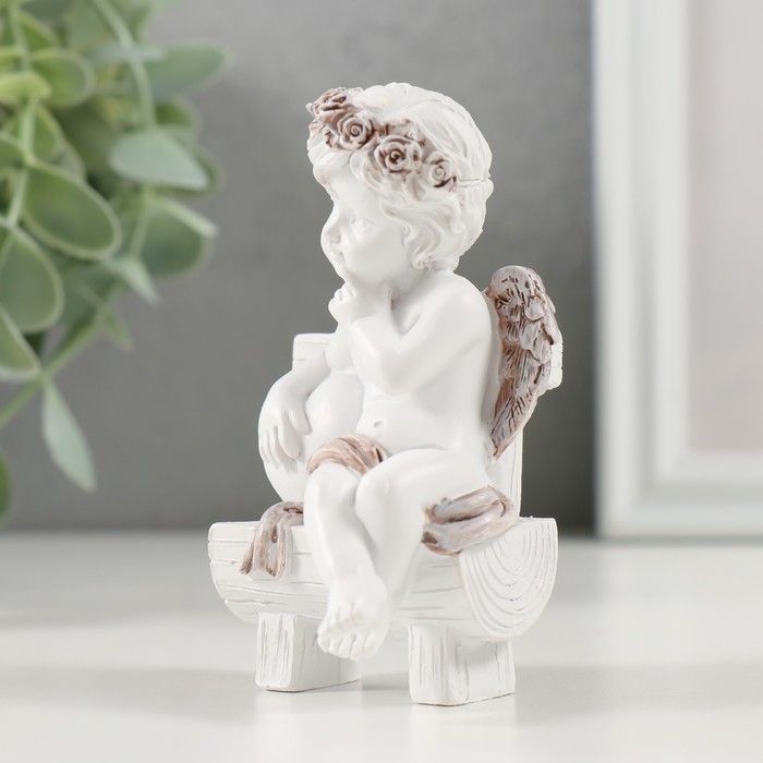 Сувенир полистоун Сувенир полистоун "Милый ангелочек на скамье с сердцем" кофейный венок 5х5х9 см