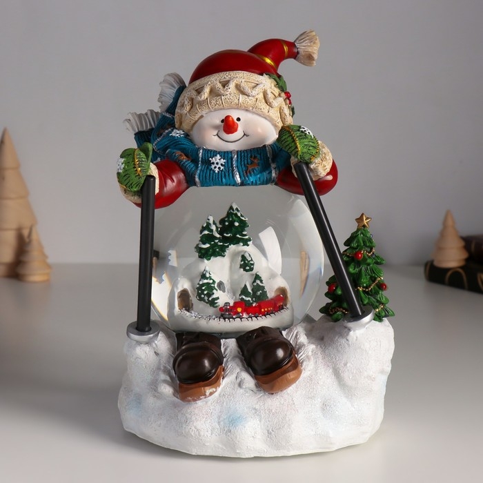 Сувенир полистоун водяной шар музыка, свет Сувенир полистоун водяной шар музыка, свет "Снеговичок на лыжах" d=10 см 15х13,5х21 см