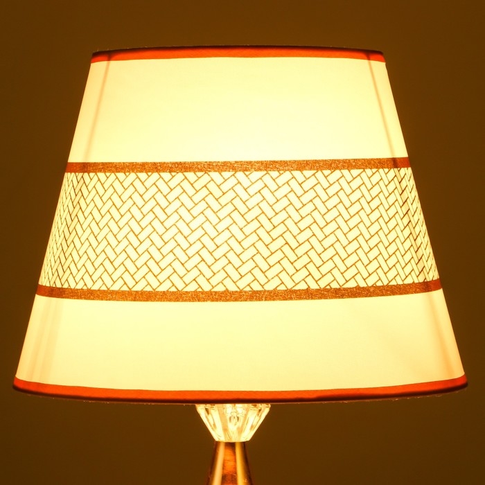 Абажур E27 бело-золотой 25х25х19 см Абажур E27 бело-золотой 25х25х19 см