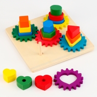 Деревянная пирамидка &laquo;Шестерёнка&raquo; 23,5 &times; 23,5 &times; 8 см