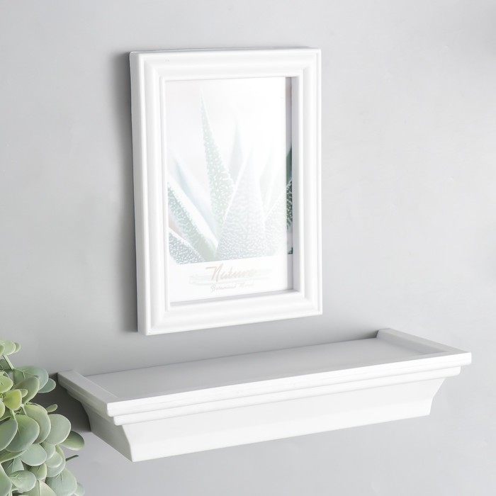 Фоторамка пластик 10х15 см с полкой Фоторамка пластик 10х15 см с полкой "Оливия" белая 26х15 см