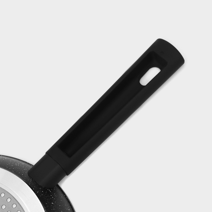 Сковорода Доляна &laquo;Первый дом&raquo;, d=20 см, антипригарное покрытие, индукция, цвет чёрный