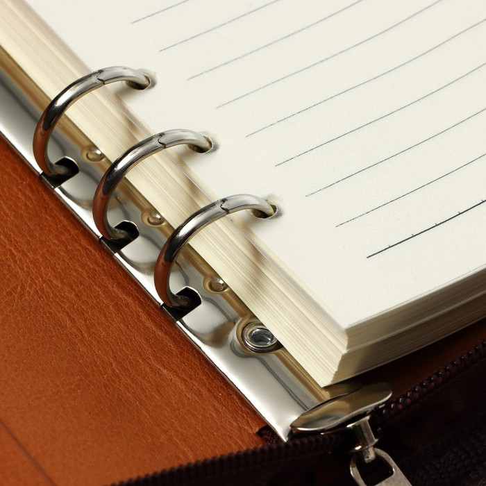 Органайзер на кольцах А5, 100 листов линейку, с калькулятором, на молнии, коричневый Органайзер на кольцах А5, 100 листов линейку, с калькулятором, на молнии, коричневый