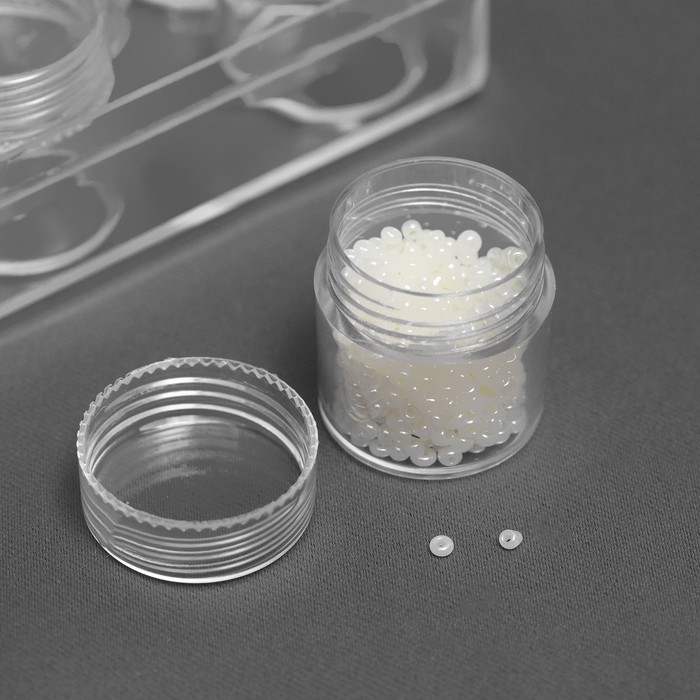 Набор баночек для рукоделия, 30 шт, d = 2 &times; 2,5 см, в контейнере, 16,5 &times; 13,5 &times; 3,5 см, цвет прозрачный