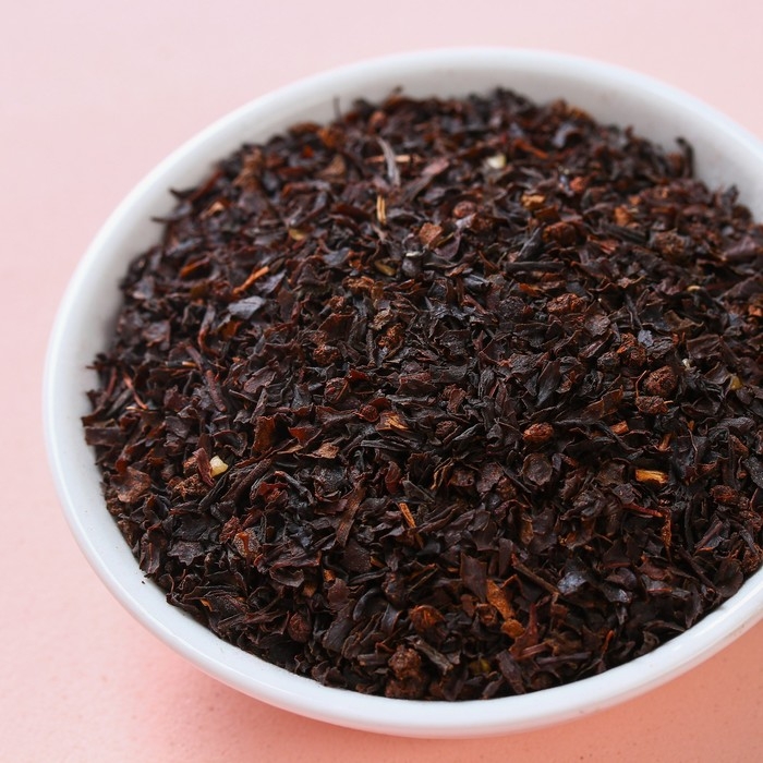 Новый год! Чай чёрный в коробке-елке &laquo;Счастье в дом&raquo;, вкус: зимняя вишня, 100 г.