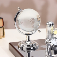 Набор настольный канцелярский 5в1 с часами Набор настольный канцелярский 5в1 с часами