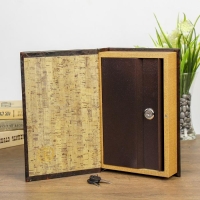 Сейф-книга дерево "Эпоха искусства" тиснение золотом 26х17х5 см