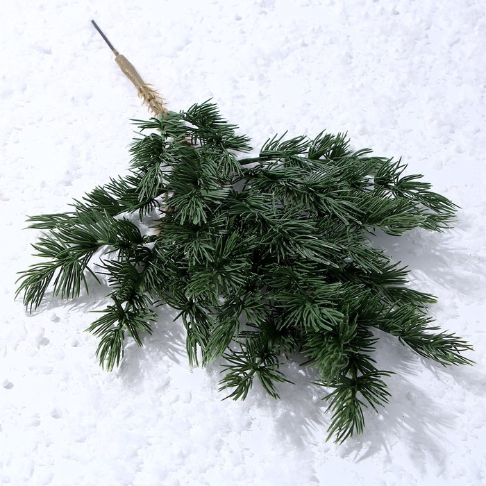 Декор «Ветвь очаровательной ели» Декор «Ветвь очаровательной ели»