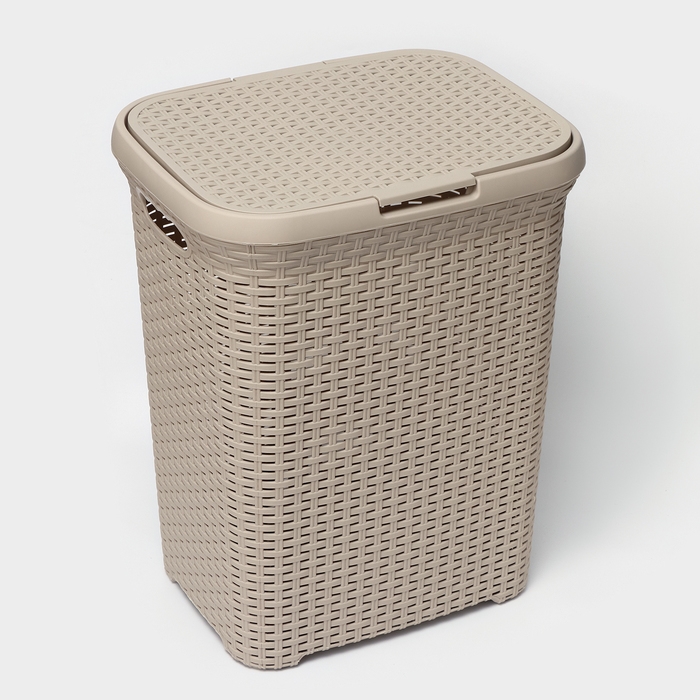 Корзина бельевая с крышкой «Ротанг», 60 л, 34×44×55 см, цвет латте Корзина бельевая с крышкой «Ротанг», 60 л, 34×44×55 см, цвет латте