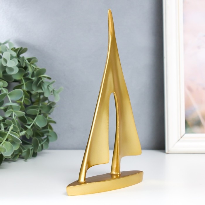 Сувенир полистоун "Парусник" золото 13,4х20,3х3,6 см