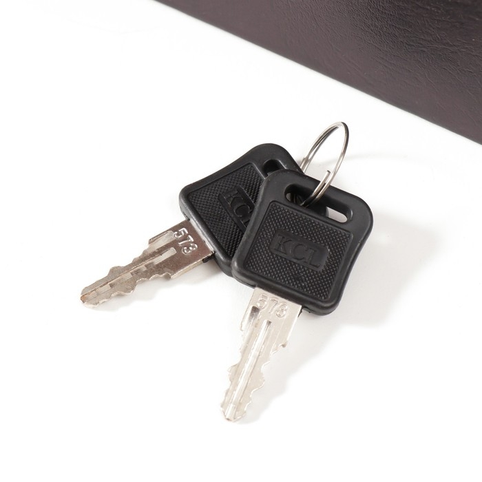 Сейф-книга дерево кожзам Сейф-книга дерево кожзам "Вино" 21х13х5 см