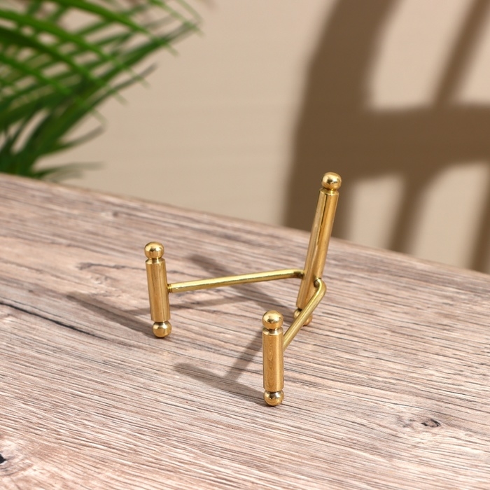 Подставка для книги "Трио" латунь 7х4х3 см