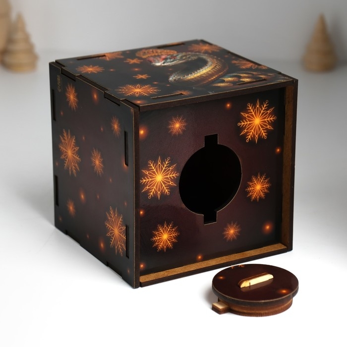 Копилка куб Копилка куб "Змея. Благополучия" 10х10х10 см