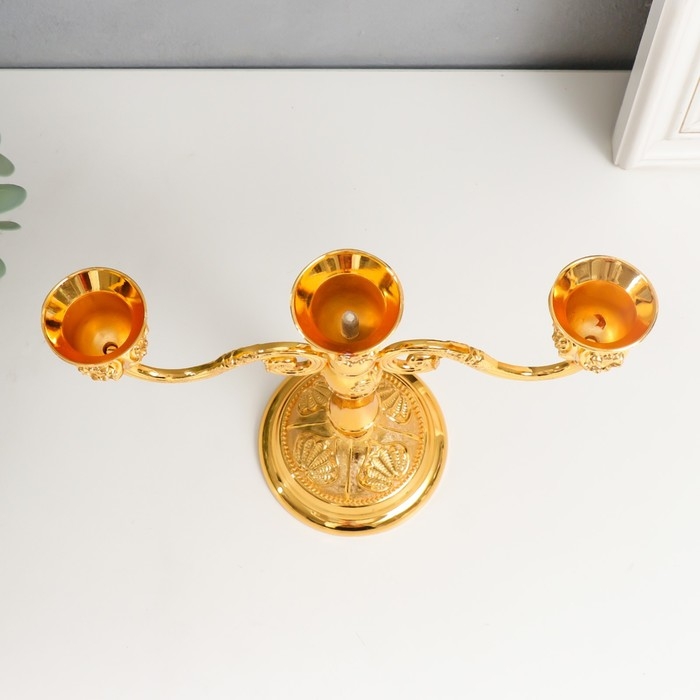 Подсвечник металл на 3 свечи Подсвечник металл на 3 свечи "Резной лист" цвет золото 18х20,5х8,5 см