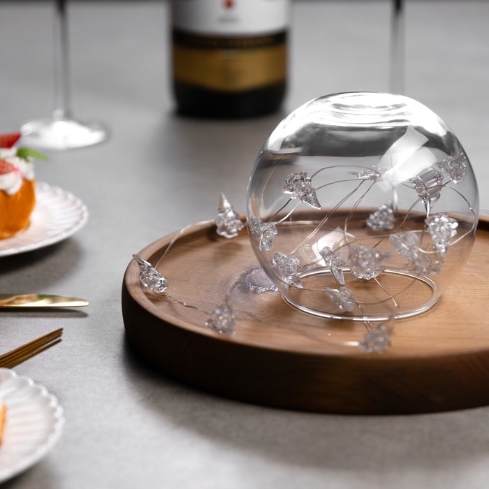 Гирлянда &laquo;Нить&raquo; 2 м роса с насадками &laquo;Снежная ёлочка&raquo;, IP20, серебристая нить, 20 LED, 2 режима, батарейки ААх2 (нет в комплекте), свечение тёплое белое