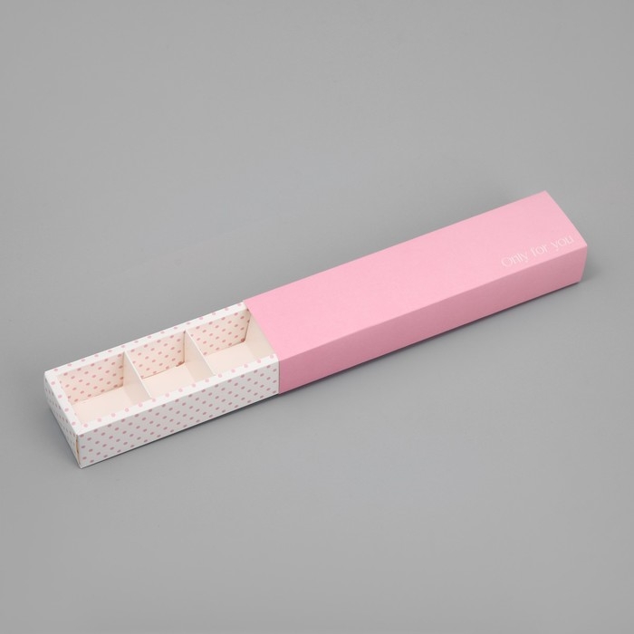 Коробка для конфет, кондитерская упаковка, 5 ячеек, &laquo;Горошек&raquo;, 5 х 21 х 3.3 см