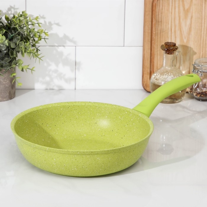 Сковорода Trendy style, d=24 см, пластиковая ручка, антипригарное покрытие, цвет зелёный Сковорода Trendy style, d=24 см, пластиковая ручка, антипригарное покрытие, цвет зелёный