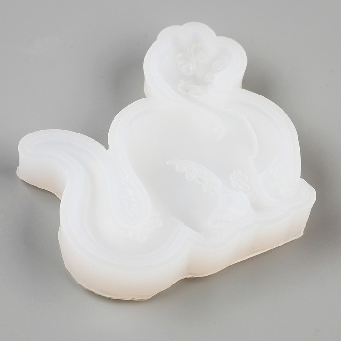 Форма силиконовая универсальная «Милый динозавр», 7,5 × 7 × 0,8 см Форма силиконовая универсальная «Милый динозавр», 7,5 × 7 × 0,8 см