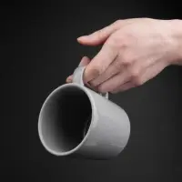 Кружка Valotti Medio, серая Кружка Valotti Medio, серая