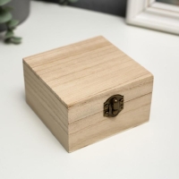 Шкатулка простая "Квадратная" 8,5х8,5х5 см Шкатулка простая "Квадратная" 8,5х8,5х5 см