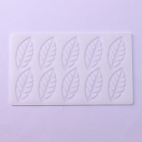 Форма для шоколада &laquo;Листья вишни&raquo;, силикон, 10 ячеек, 23&times;13&times;0,3 см, цвет прозрачный