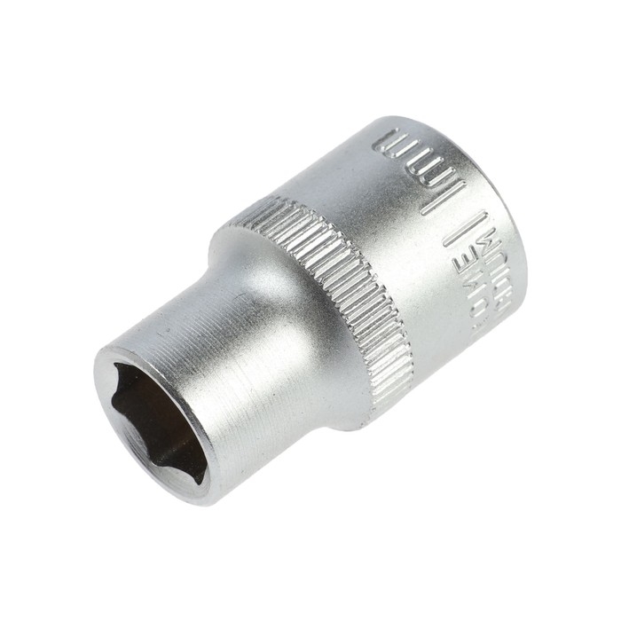 Головка торцевая шестигранная ТУНДРА, под квадрат 1/2 Головка торцевая шестигранная ТУНДРА, под квадрат 1/2", 11 мм, CrV