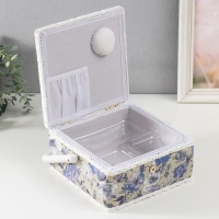 Шкатулка для рукоделия "Сиреневая цветочная поляна" 20х20х11 см Шкатулка для рукоделия "Сиреневая цветочная поляна" 20х20х11 см