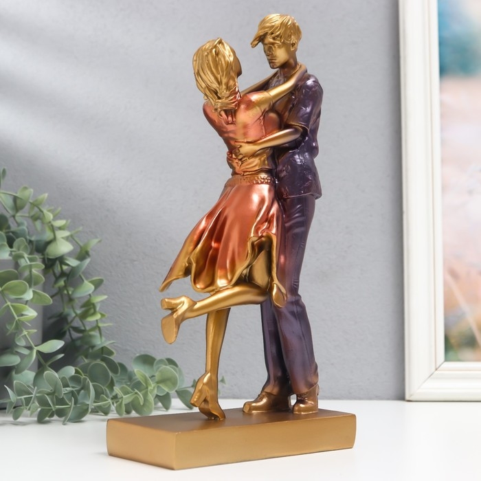 Сувенир полистоун Сувенир полистоун "Нежные объятия" розово-фиолетовый 7х14,5х28 см