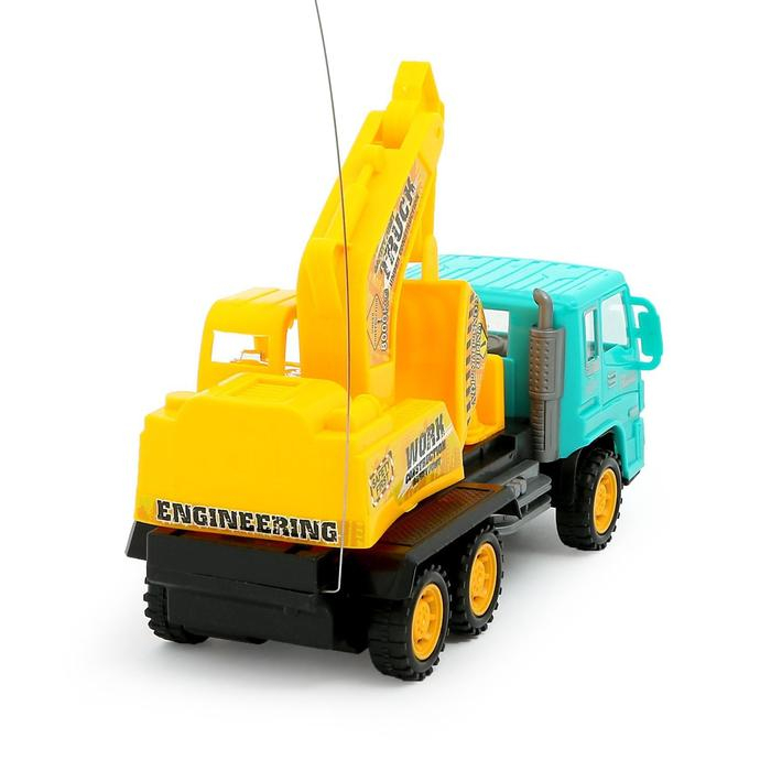Грузовик радиоуправляемый &laquo;Экскаватор&raquo;, работает от батареек