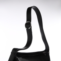 Сумка женская кросс-боди, на молнии, цвет чёрный