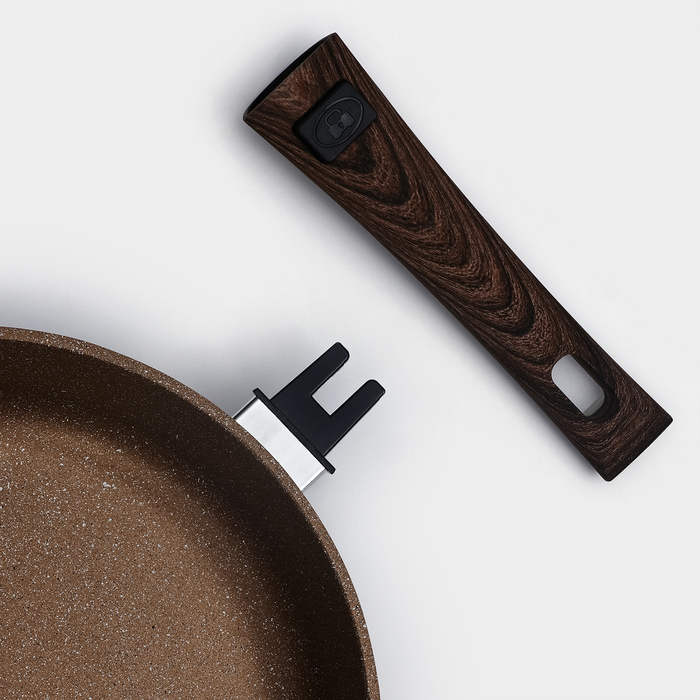 Сковорода Доляна &laquo;Брауни&raquo;, d=26 см, съёмная ручка, стеклянная крышка, антипригарное покрытие, индукция