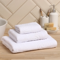 Полотенце махровое LoveLife "Border" 70х130 см, цвет белый, 100% хлопок, 380 гр/м2 Полотенце махровое LoveLife "Border" 70х130 см, цвет белый, 100% хлопок, 380 гр/м2