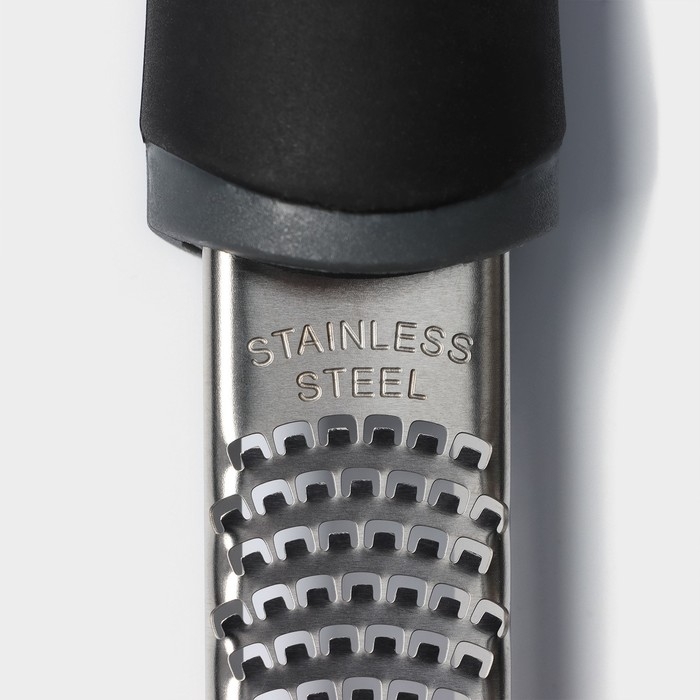 Тёрка для сыра мелкая Доляна &laquo;Савон&raquo;, 32 см, с ручкой, цвет чёрный