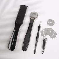 Набор для педикюра, 5 предметов, на блистере, цвет чёрный Набор для педикюра, 5 предметов, на блистере, цвет чёрный