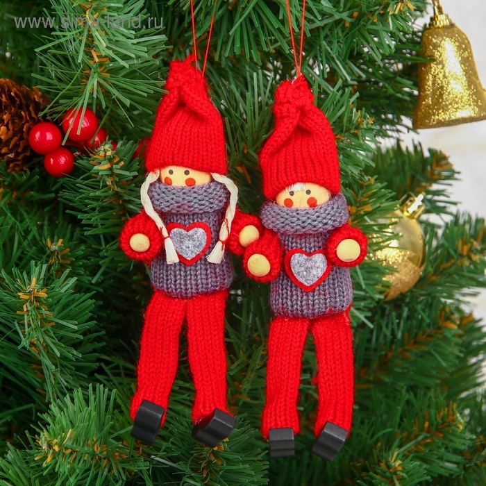 Игрушка - подвеска &laquo;Куколка в вязаном костюмчике&raquo;, МИКС