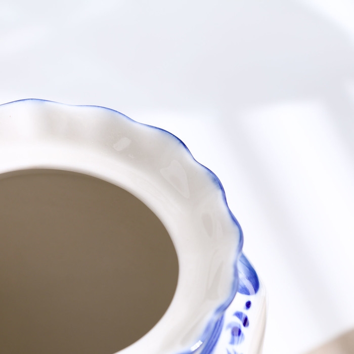 Банка «Каскад», для сыпучих продуктов, средняя, 1,25 л, H=19,5 см, гжель Банка «Каскад», для сыпучих продуктов, средняя, 1,25 л, H=19,5 см, гжель